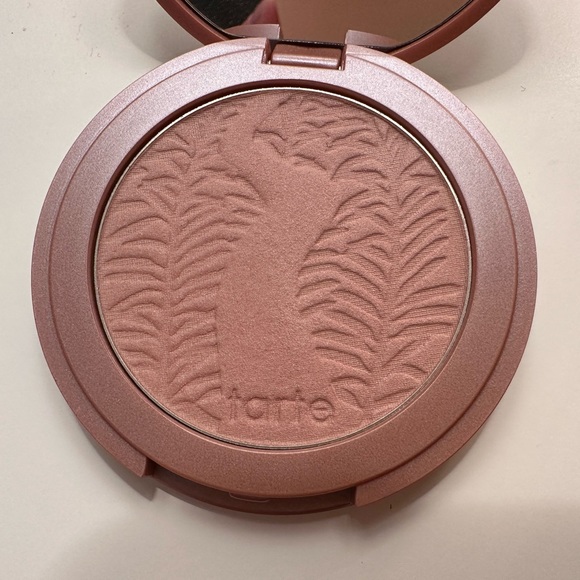 Tarte blush - exposed - Picture 2 of 4